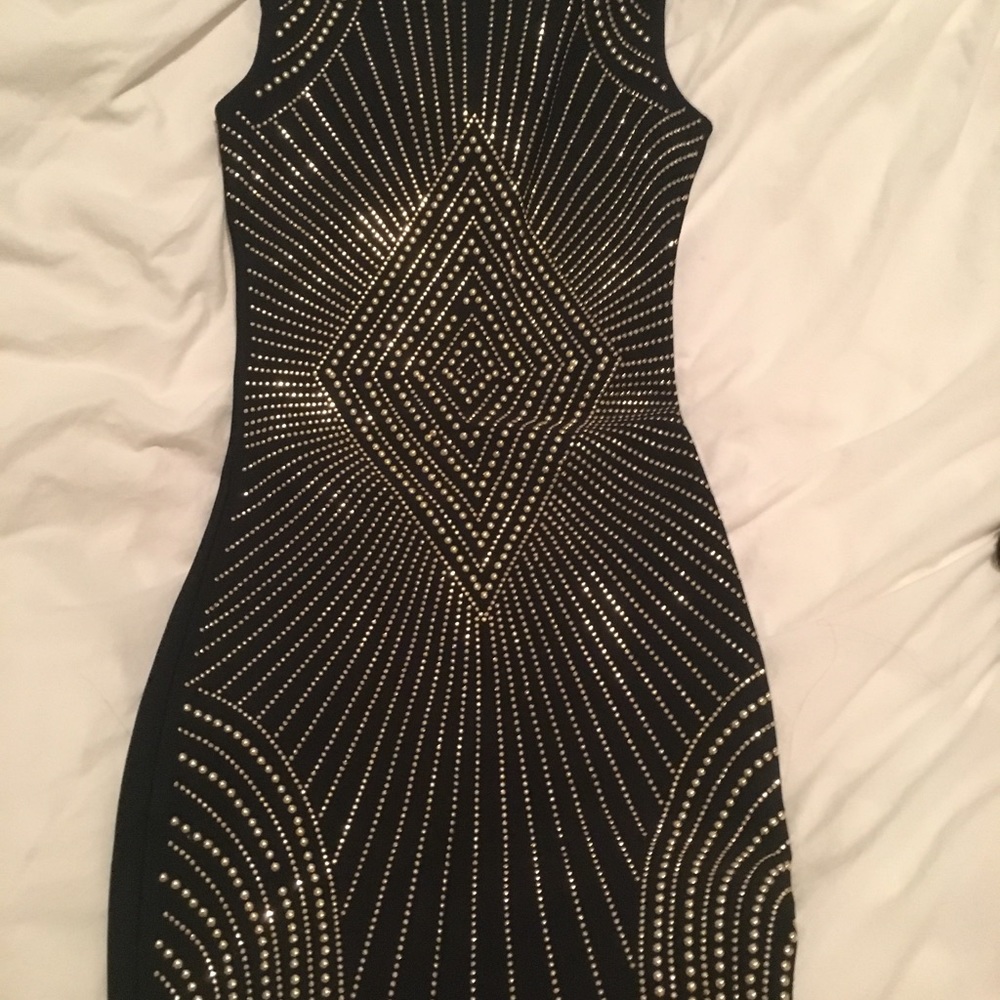 HERVE LEGER SLEVELESS BODYCON